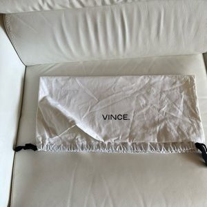 VINCE Big Dust bag with drawstring for Hand Bag Size 23 3/4”/ 23”. Canvas